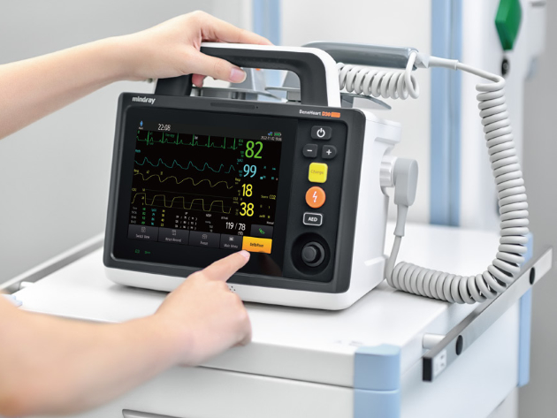 Mindray BeneHeart D30 AED defibrillator